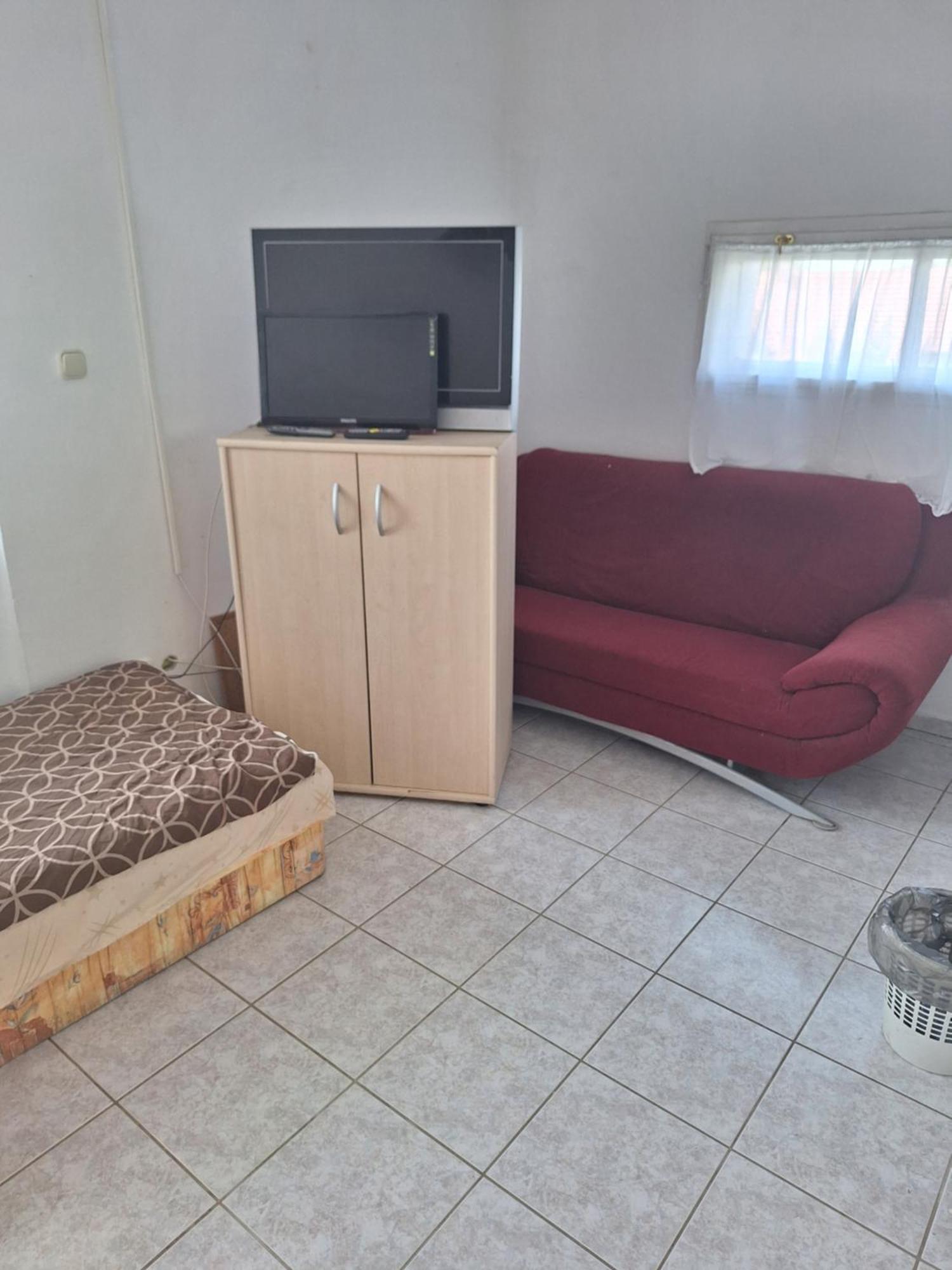 Csaladi Apartman Badacsonytomaj Affittacamere Esterno foto